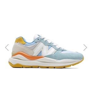 New Balance WOMENS 5740